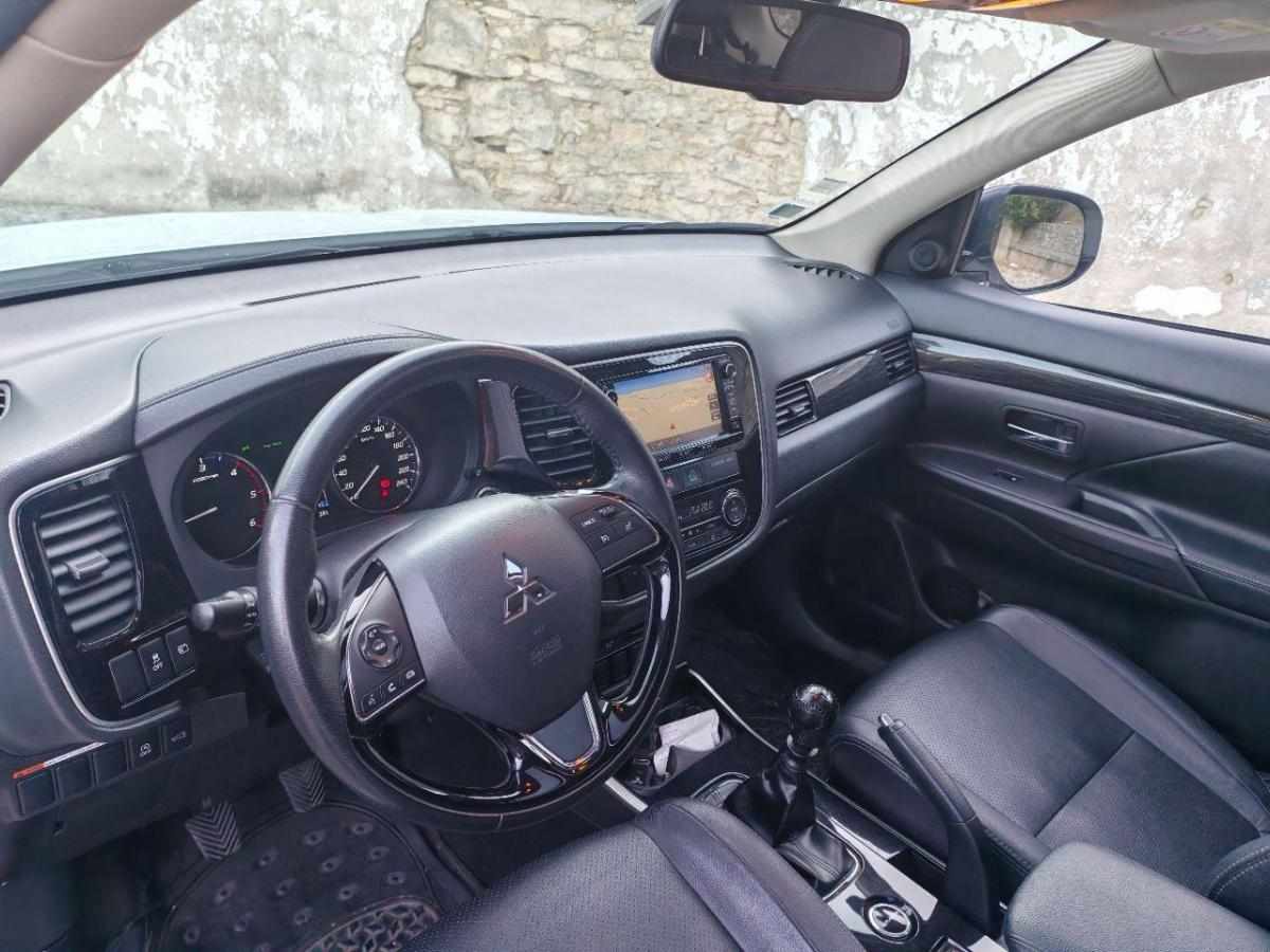 mitsubishi-outlander-2-3-150cv-2017-diesel-2268cc