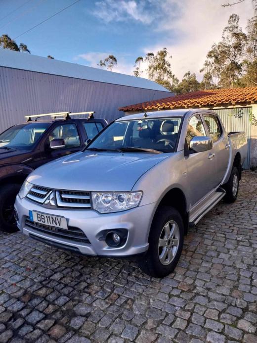 mitsubishi-l200-2-5-awd-2014-diesel-2477cc
