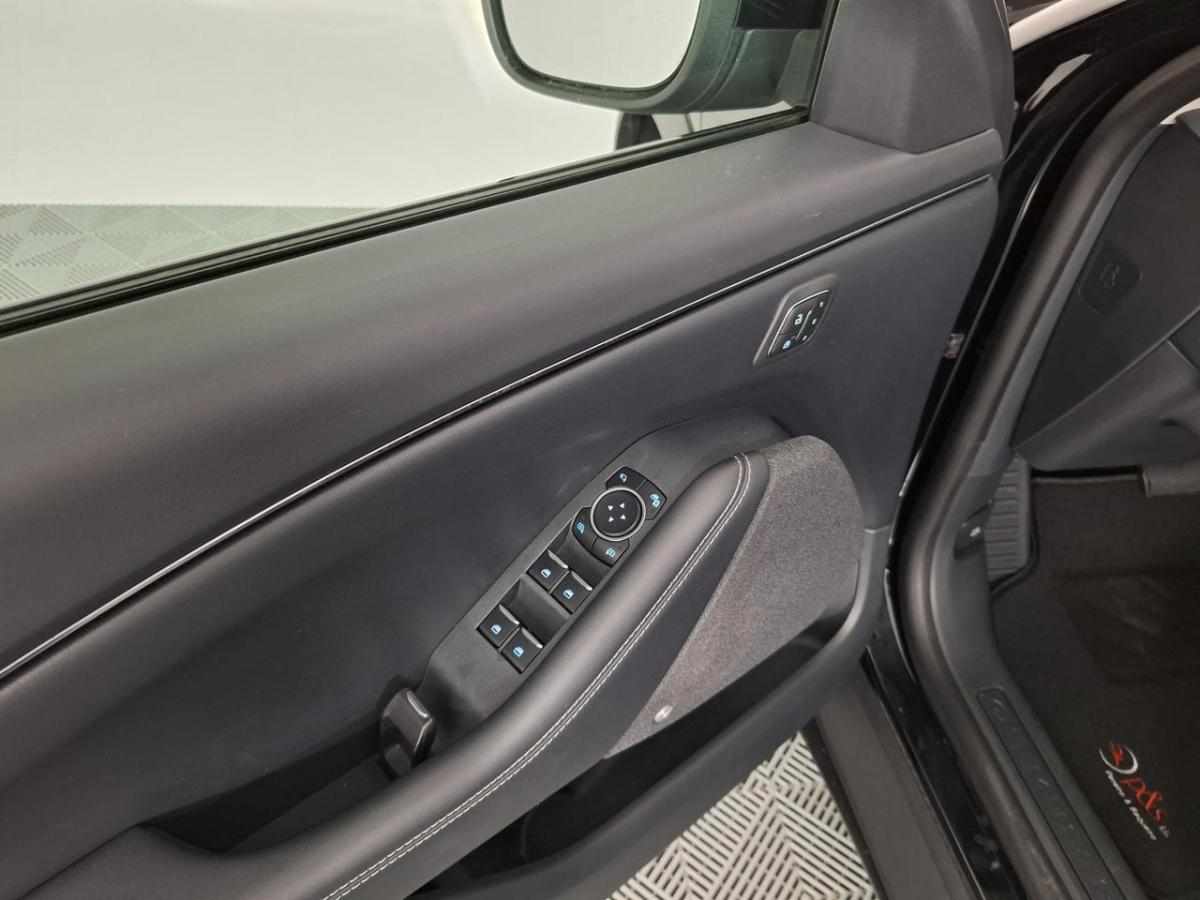 ford-mustang-mach-e-standard-range-2023-eletrico