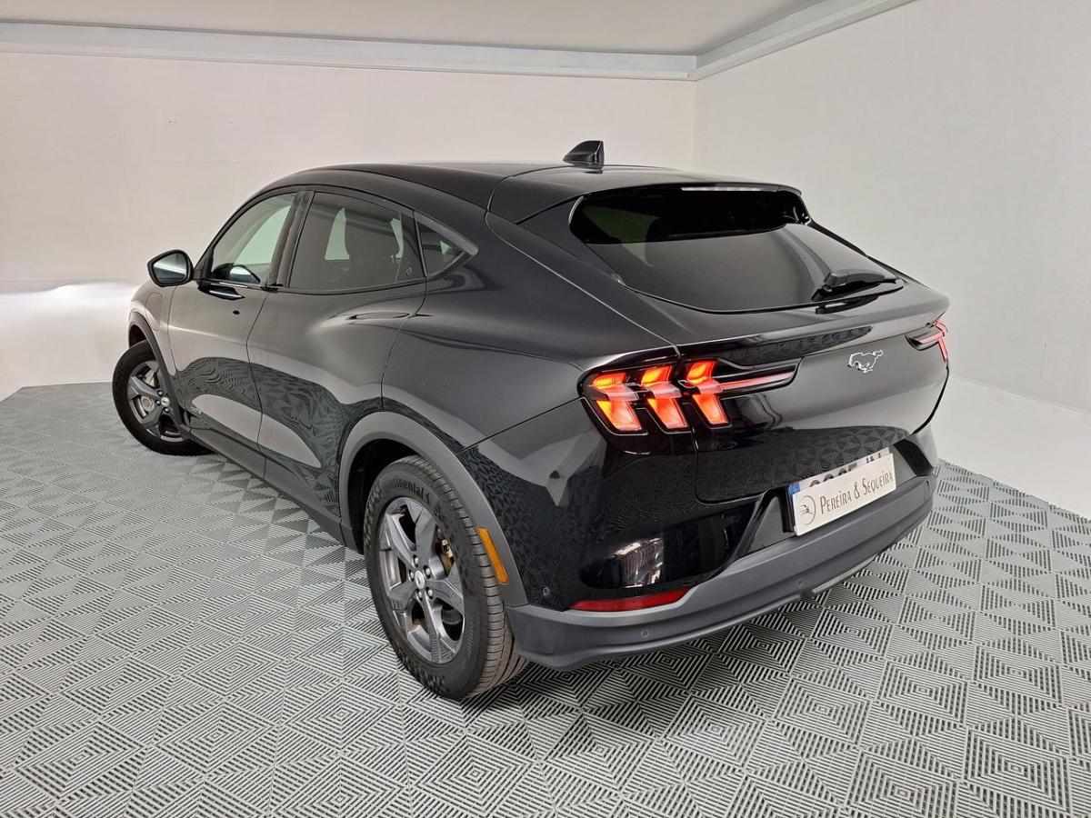 ford-mustang-mach-e-standard-range-2023-eletrico