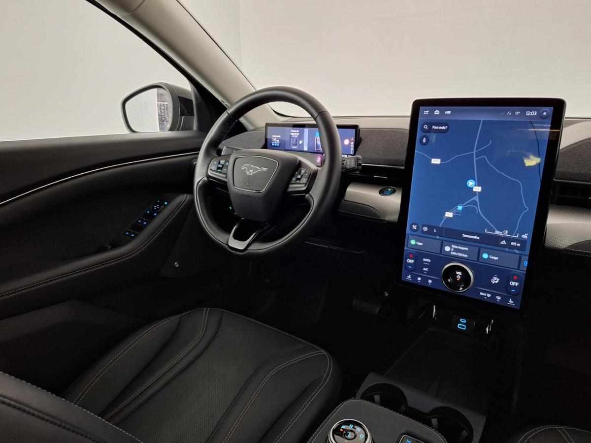 ford-mustang-mach-e-standard-range-2023-eletrico
