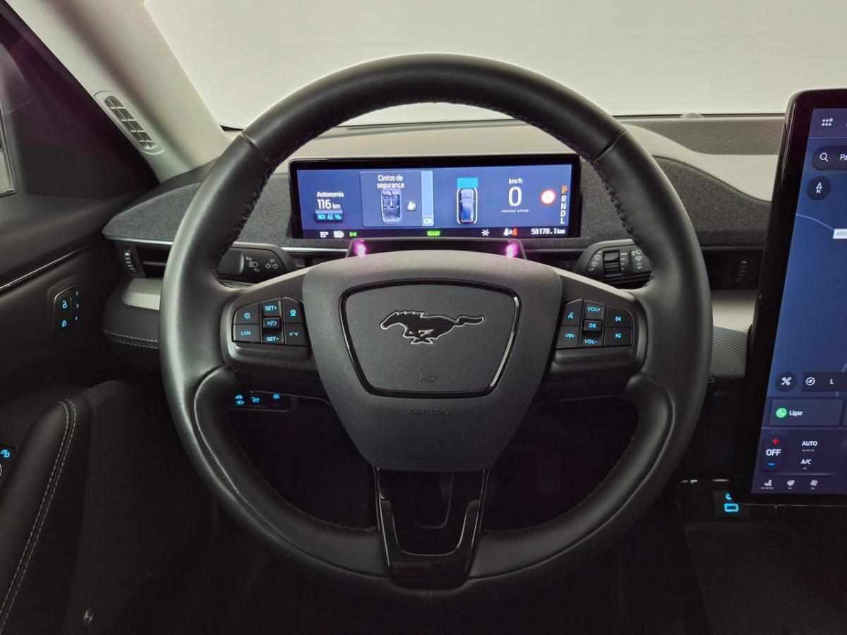 ford-mustang-mach-e-standard-range-2023-eletrico
