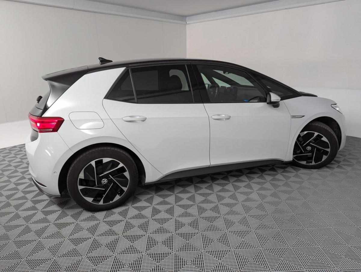 volkswagen-id-3-pro-performance-58-kwh-2023-eletrico