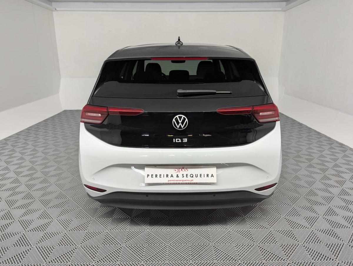 volkswagen-id-3-pro-performance-58-kwh-2023-eletrico