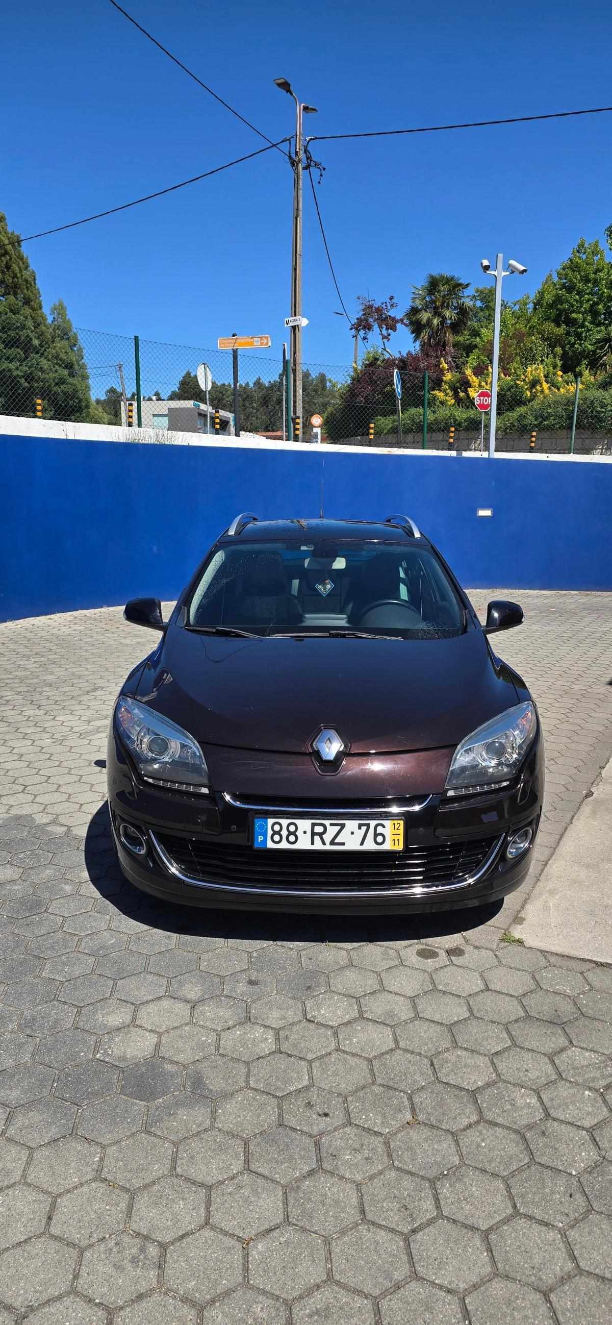 renault-megane-sport-tourer1-5-dci-bose-edition-2012-diesel-1461cc