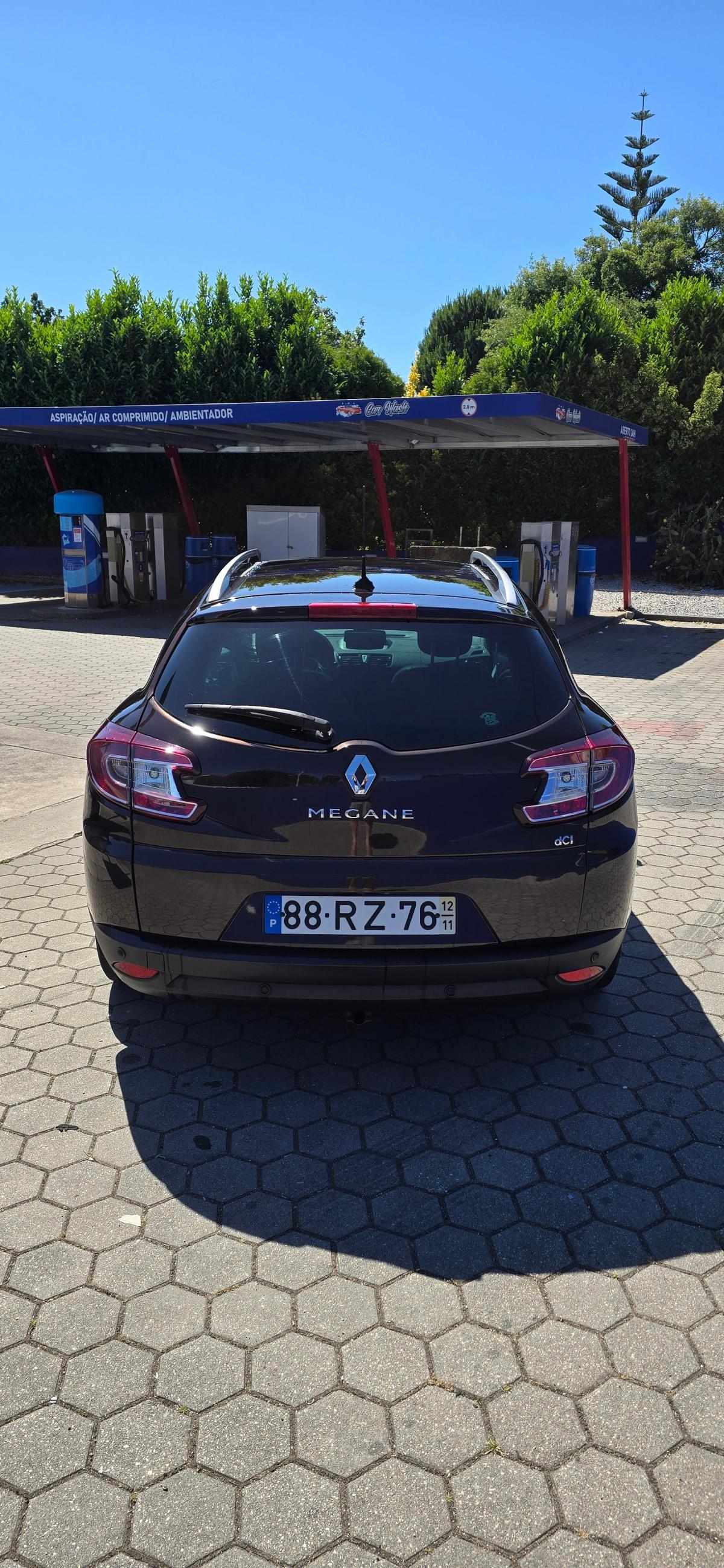 renault-megane-sport-tourer1-5-dci-bose-edition-2012-diesel-1461cc