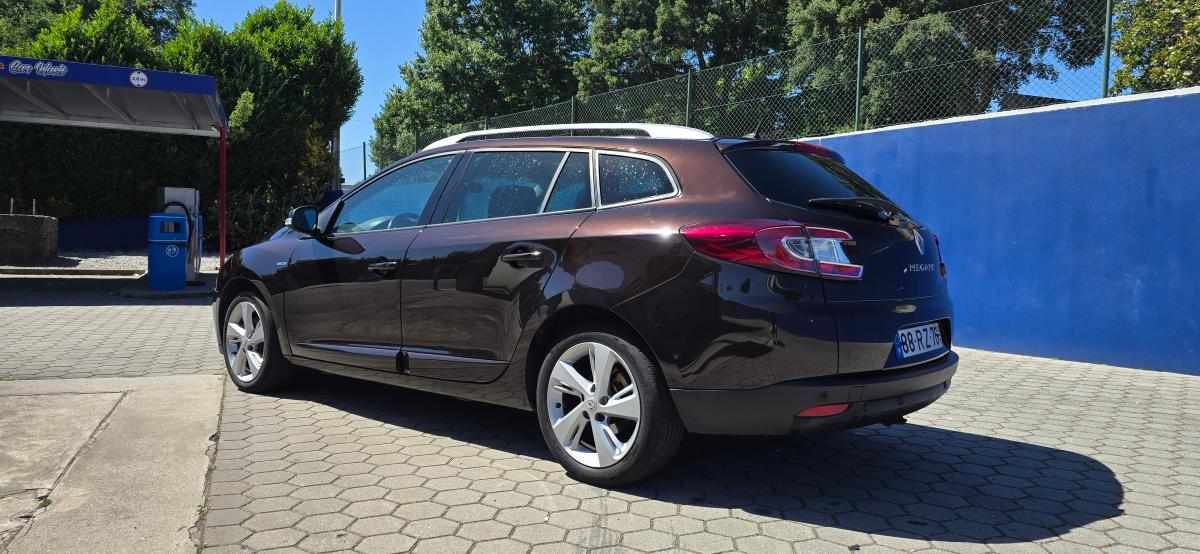 renault-megane-sport-tourer1-5-dci-bose-edition-2012-diesel-1461cc