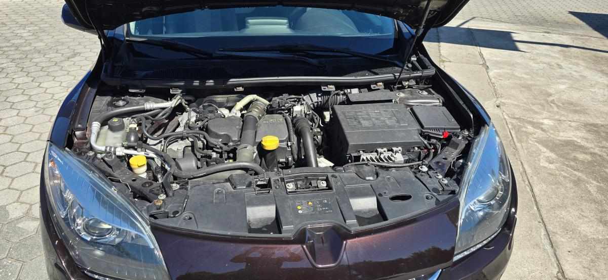 renault-megane-sport-tourer1-5-dci-bose-edition-2012-diesel-1461cc