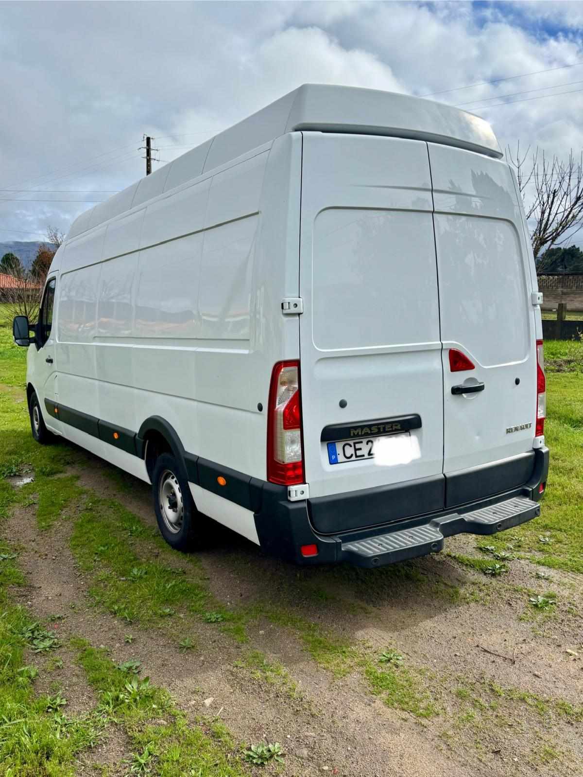renault-master-2-3-dci-2022-diesel-2298cc