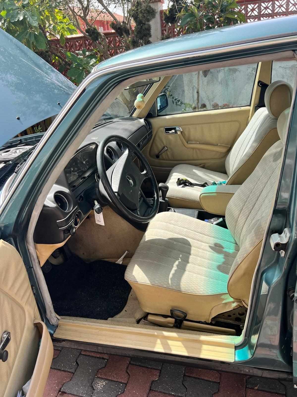 mercedes-benz-w123-300-td-1982-diesel-2998cc