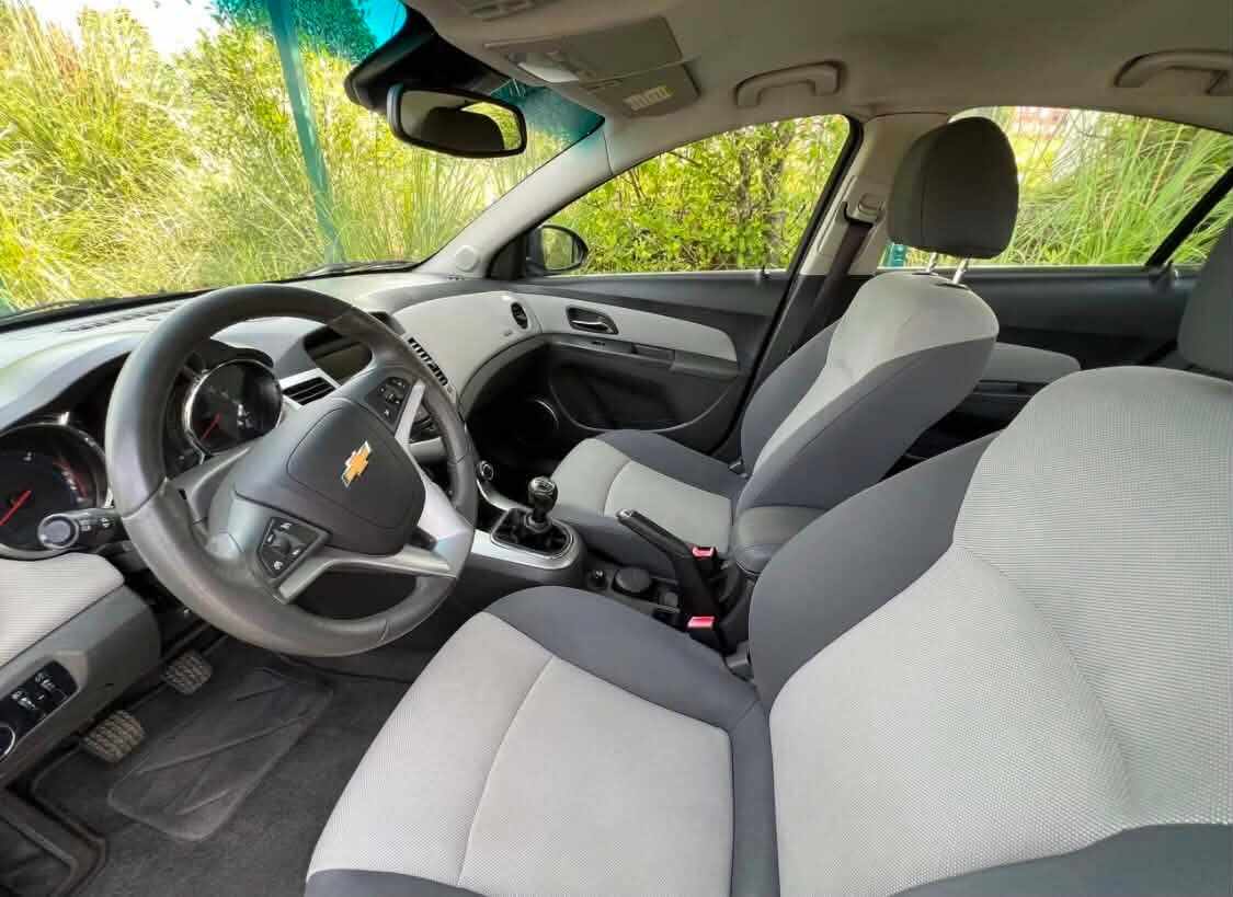 chevrolet-cruze-1-6-2010-gasolina-1598cc