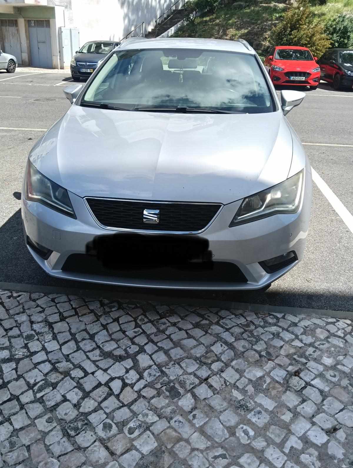 seat-leon-1-6-tdi-ecomotive-2014-diesel-1598cc