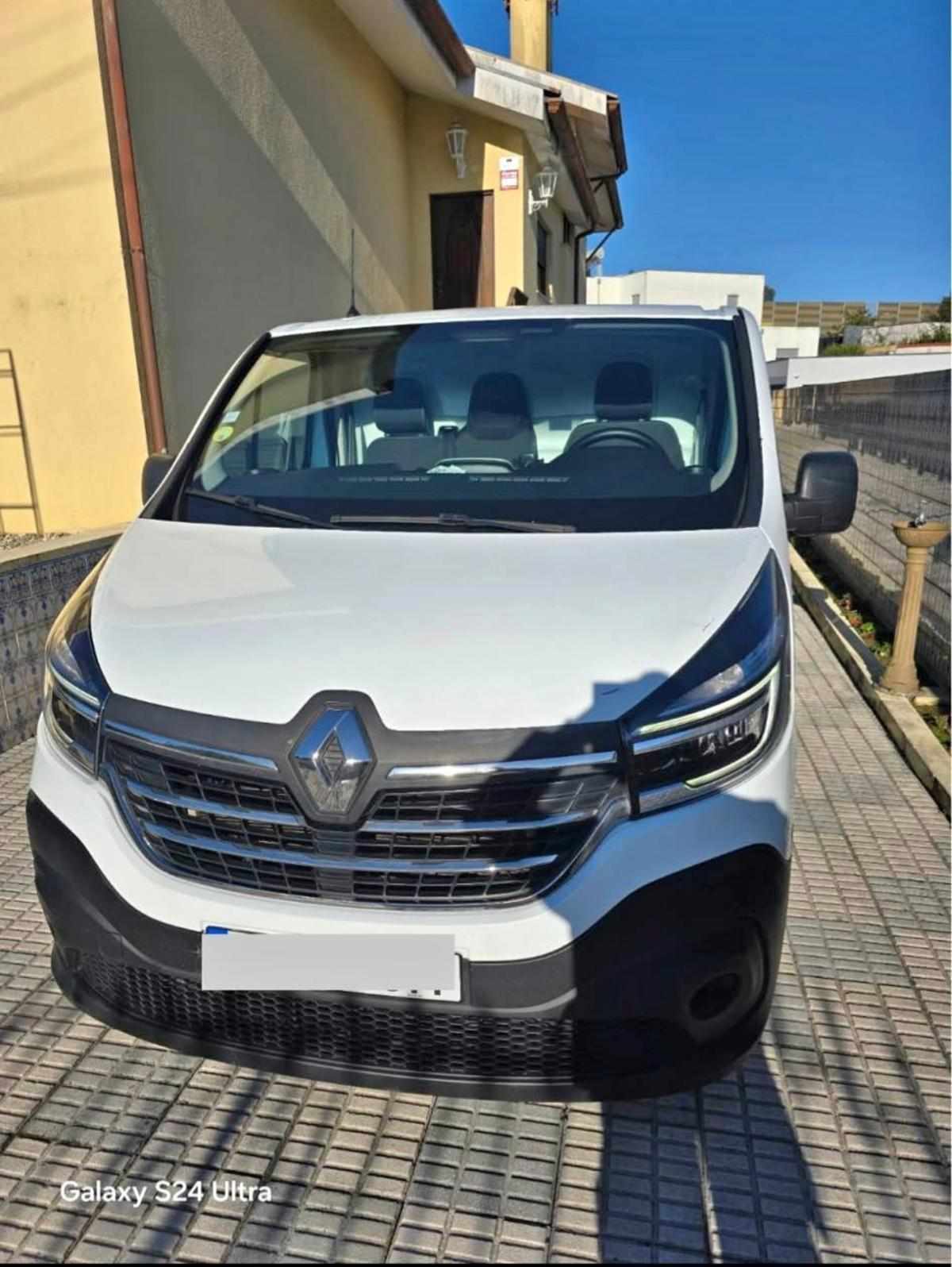 renault-trafic-2-0-120cv-2020-diesel-1997cc