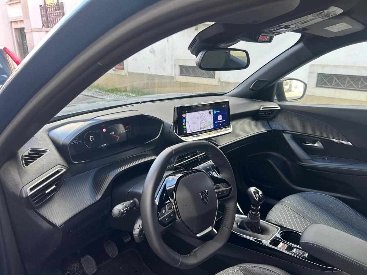 peugeot-2008-1-2-puretech-2025-gasolina-1199cc