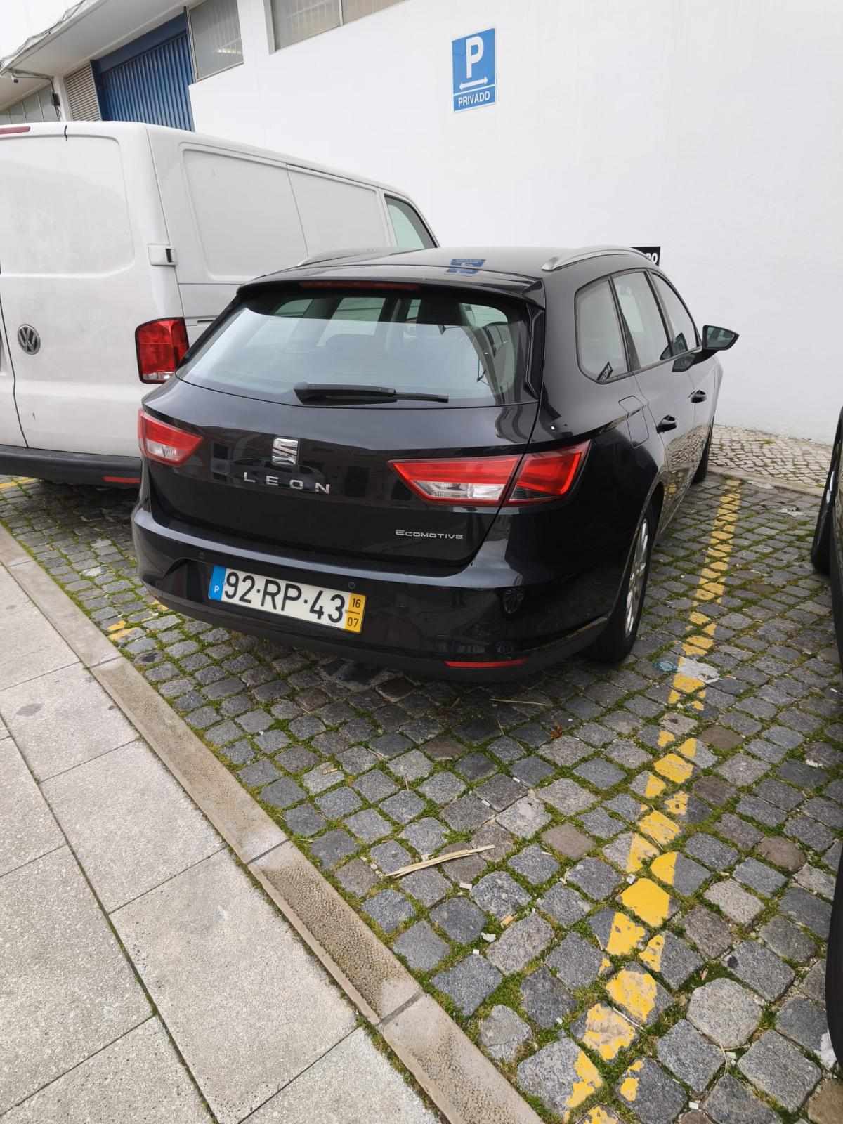 seat-leon-1-6-tdi-ecomotive-2016-diesel-1598cc