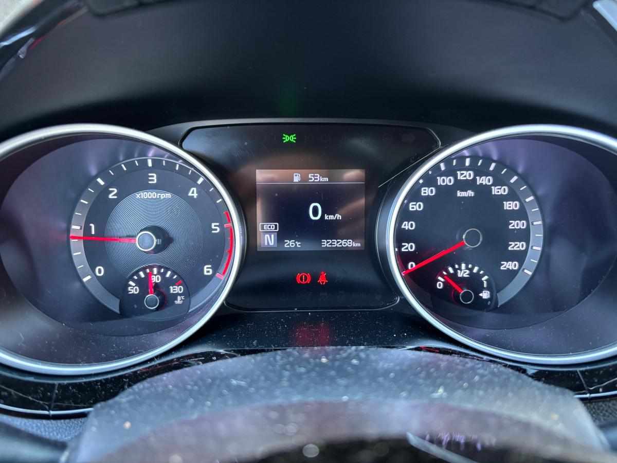kia-ceed-1-6-crdi-2021-diesel-1598cc