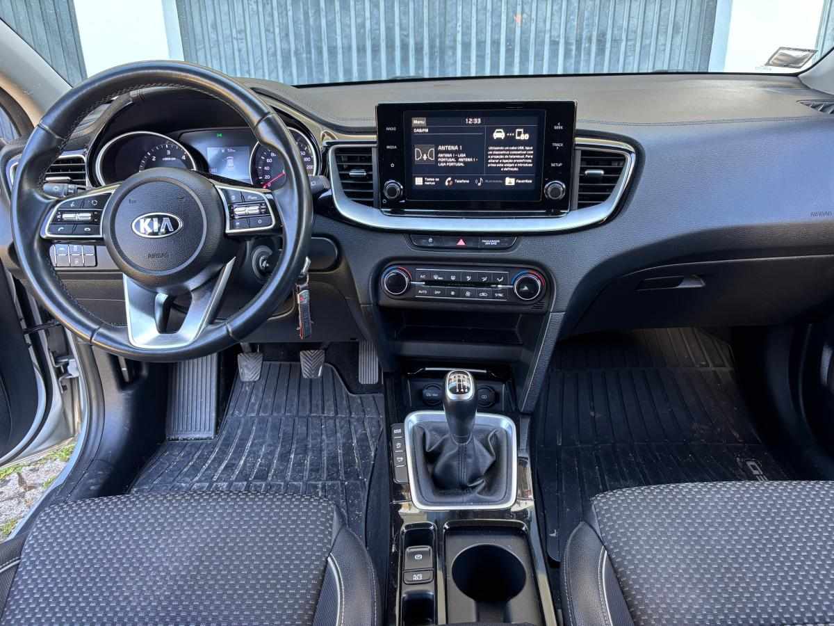 kia-ceed-1-6-crdi-2021-diesel-1598cc