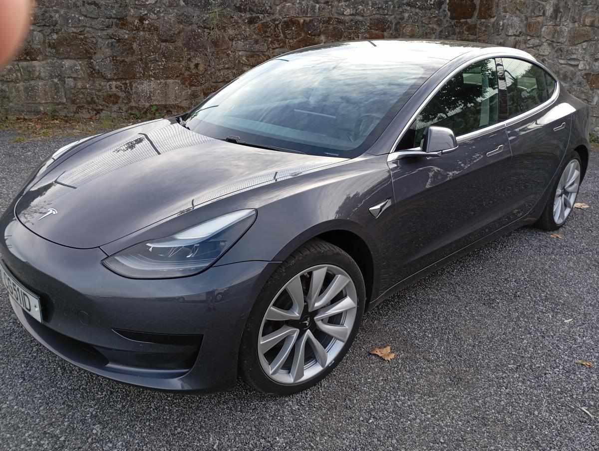 tesla-model-3-standard-range-2020-eletrico