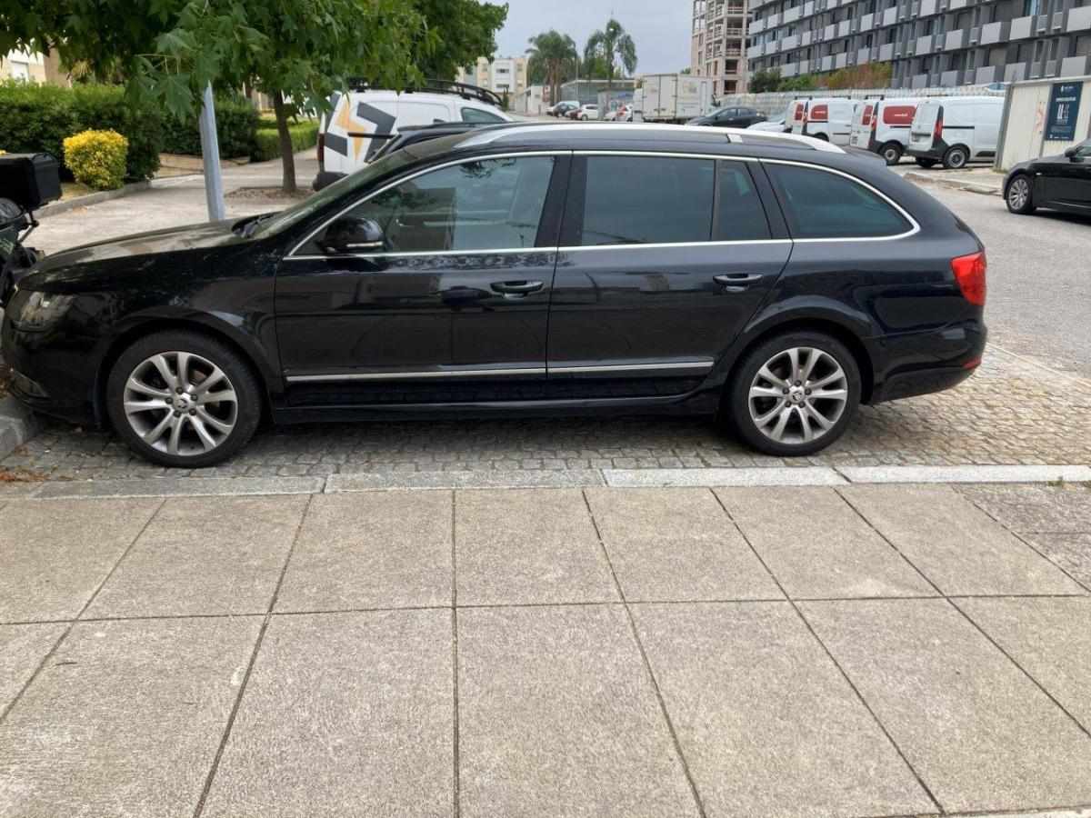 skoda-superb-1-6-105cv-2014-diesel-1598cc