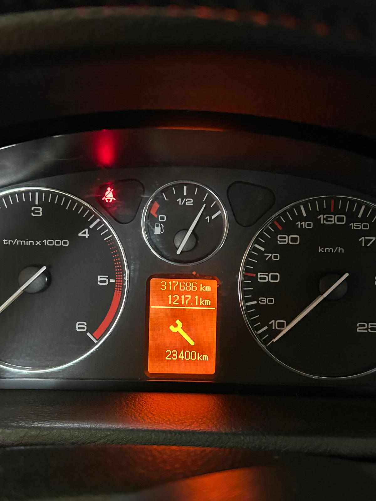 peugeot-407-2-0-hdi-2006-diesel-1997cc