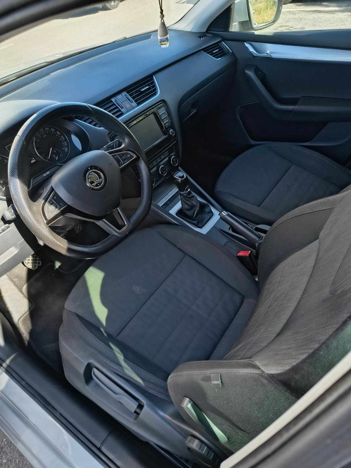 skoda-octavia-1-6-tdi-2016-diesel-1598cc