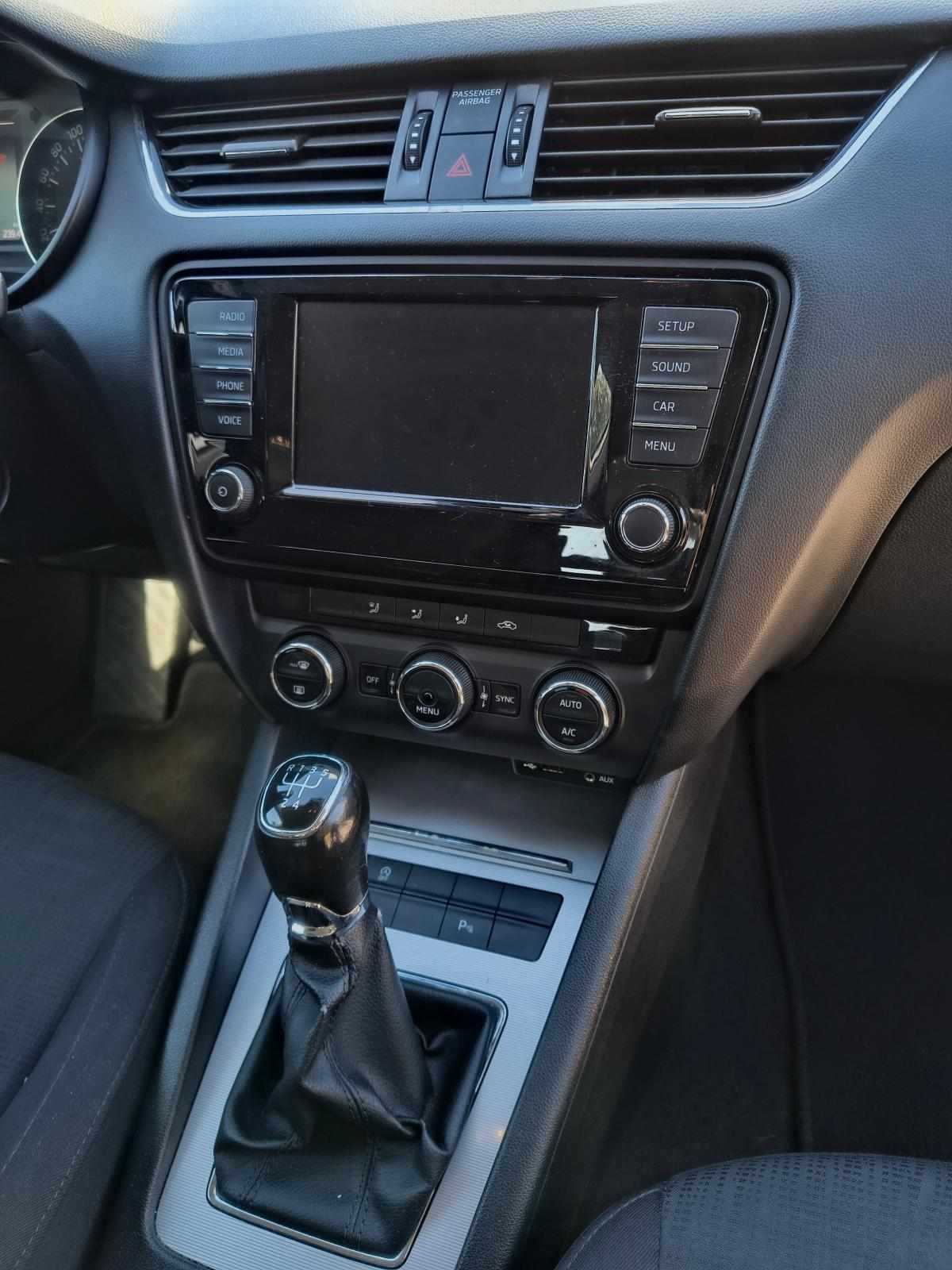 skoda-octavia-1-6-tdi-2016-diesel-1598cc