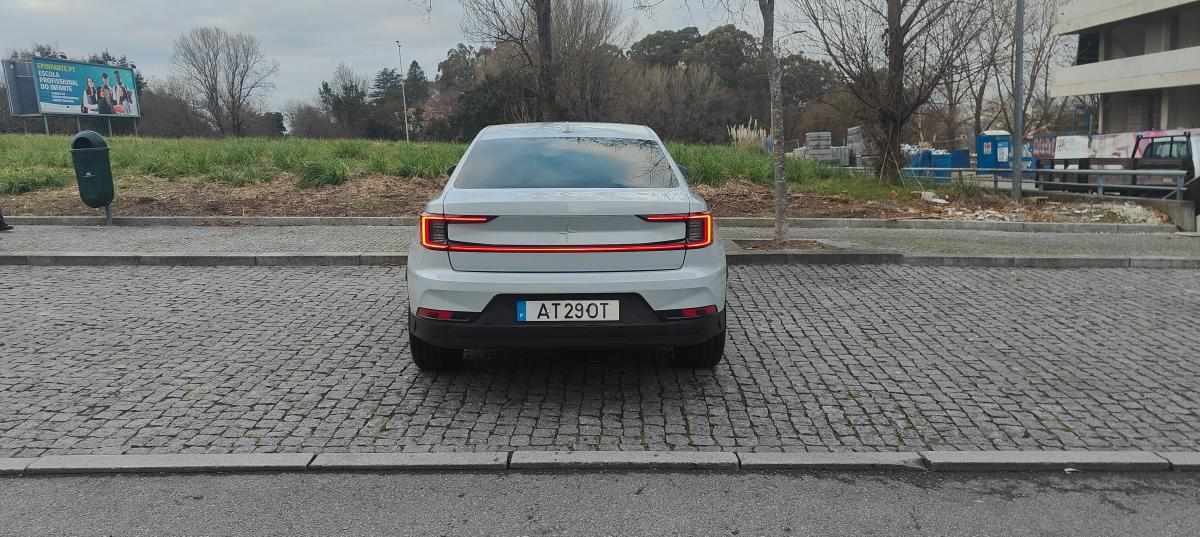polestar-2-1-geracao-2022-eletrico