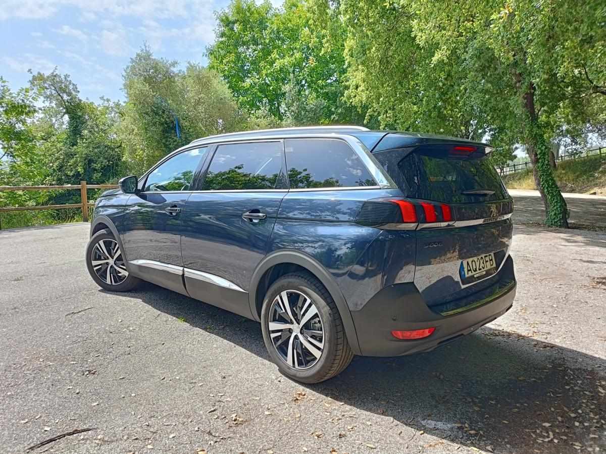 peugeot-5008-1-5-bluehdi-2018-diesel-1499cc