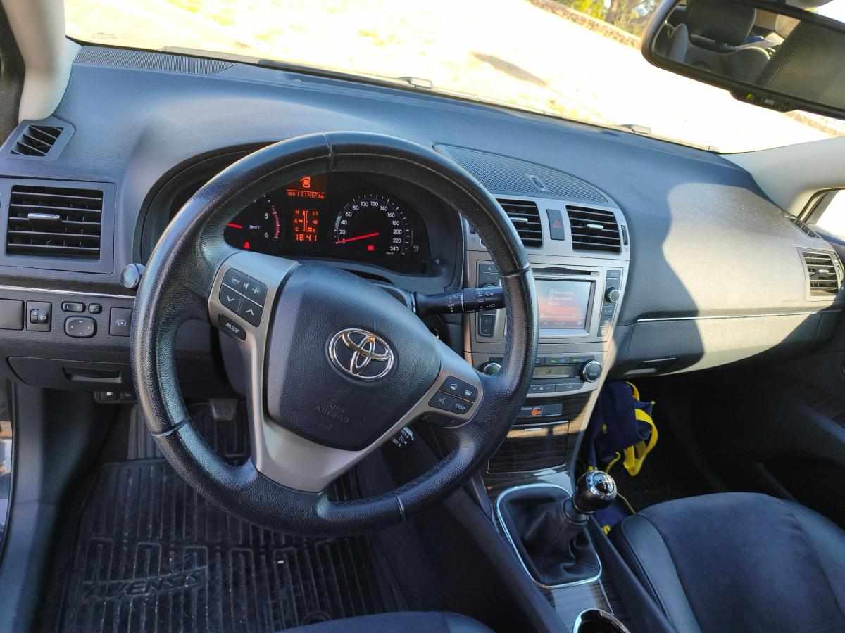 toyota-avensis-2-0-d-4d-2014-diesel-1998cc