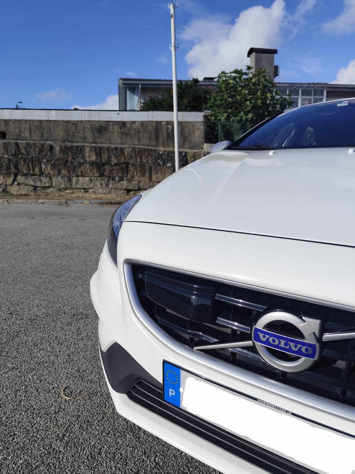 volvo-v40-d2-2016-diesel-1969cc