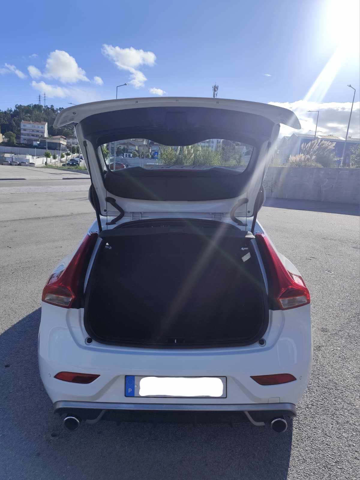 volvo-v40-d2-2016-diesel-1969cc