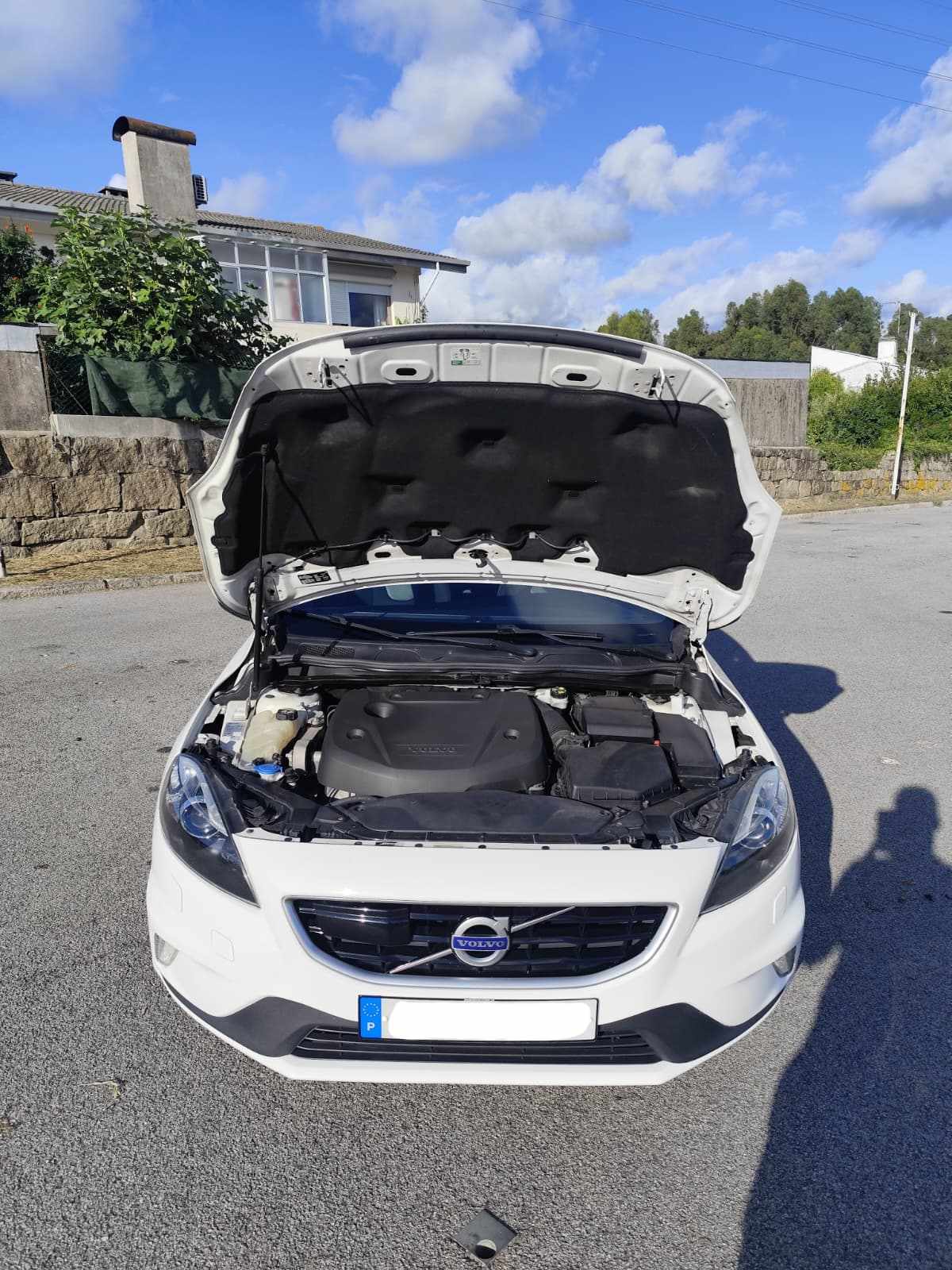 volvo-v40-d2-2016-diesel-1969cc