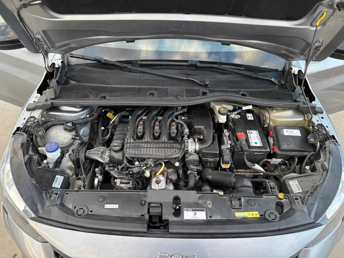 peugeot-208-1-2-puretech-2023-gasolina-1199cc