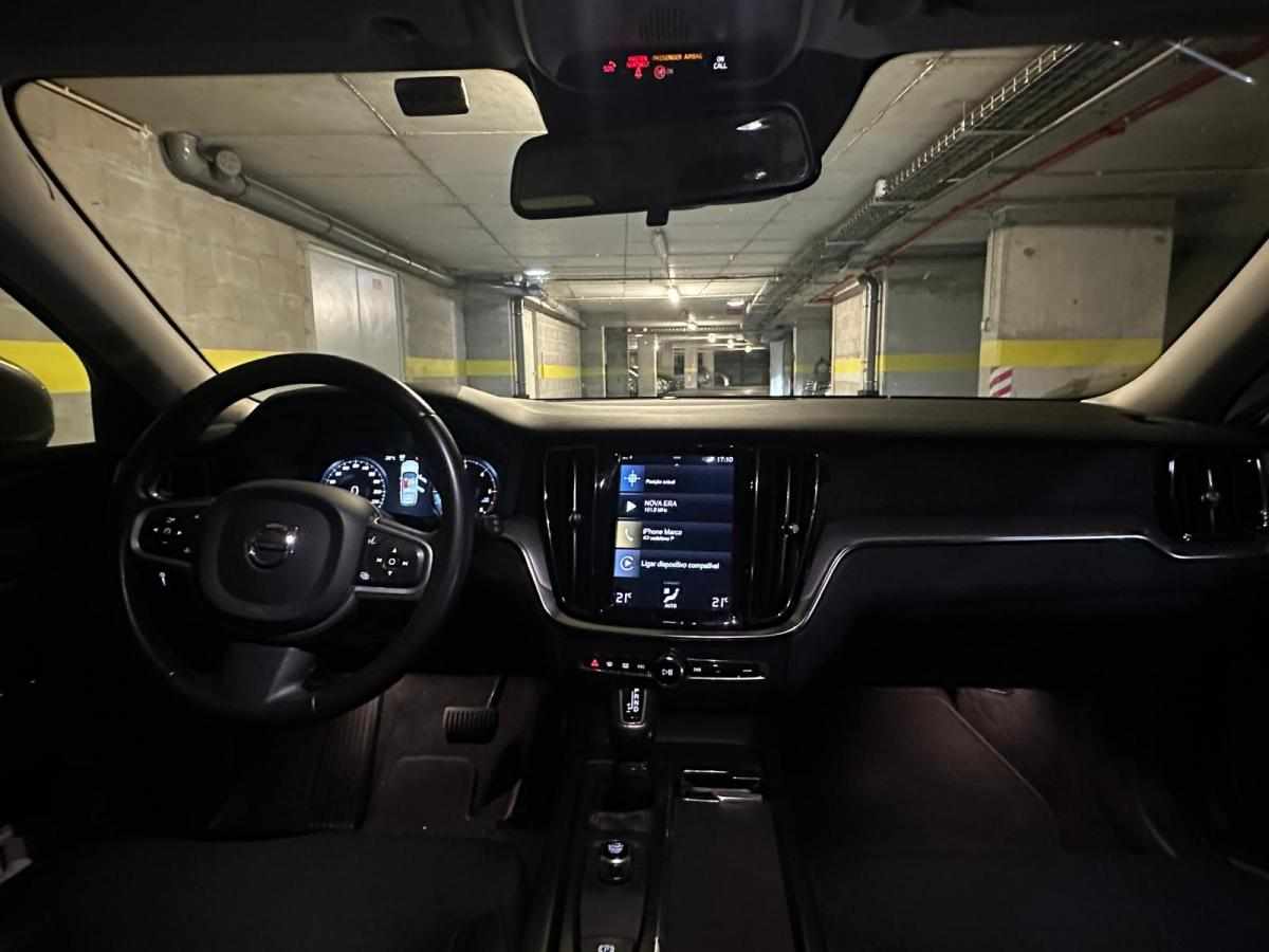 volvo-v60-2-0-d3-2019-diesel-1969cc