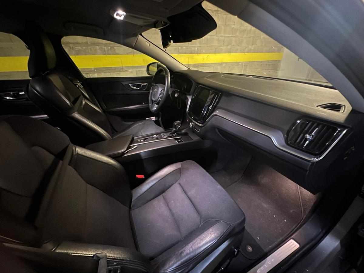 volvo-v60-2-0-d3-2019-diesel-1969cc