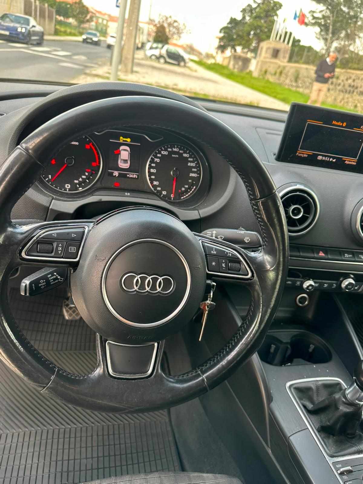 audi-a3-1-6-tdi-2014-diesel-1598cc