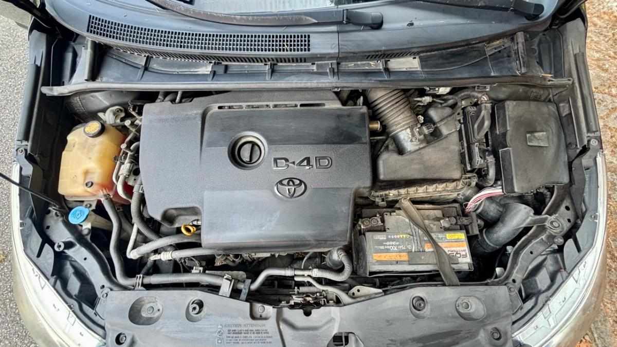 toyota-avensis-2-0-d-4d-2012-diesel-1998cc
