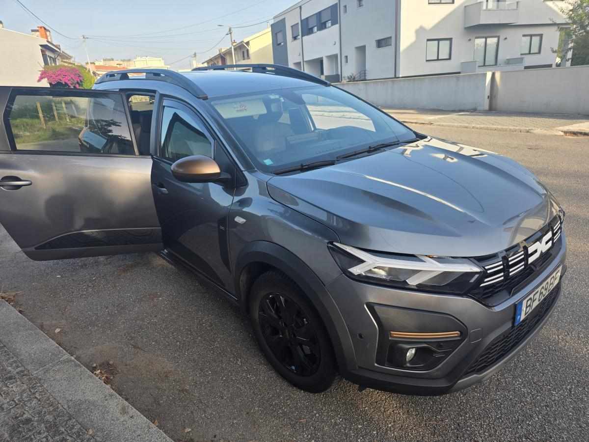 dacia-jogger-1-0-tce-eco-g-2023-gasolina-999cc