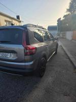 dacia-jogger-1-0-tce-eco-g-2023-gasolina-999cc