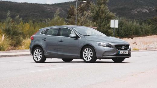 volvo-v40-1-6-d2-2015-diesel-1560cc