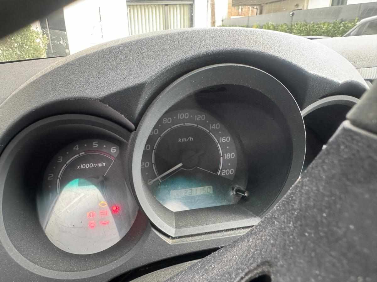 toyota-hilux-2-5-4wd-2008-diesel-2494cc