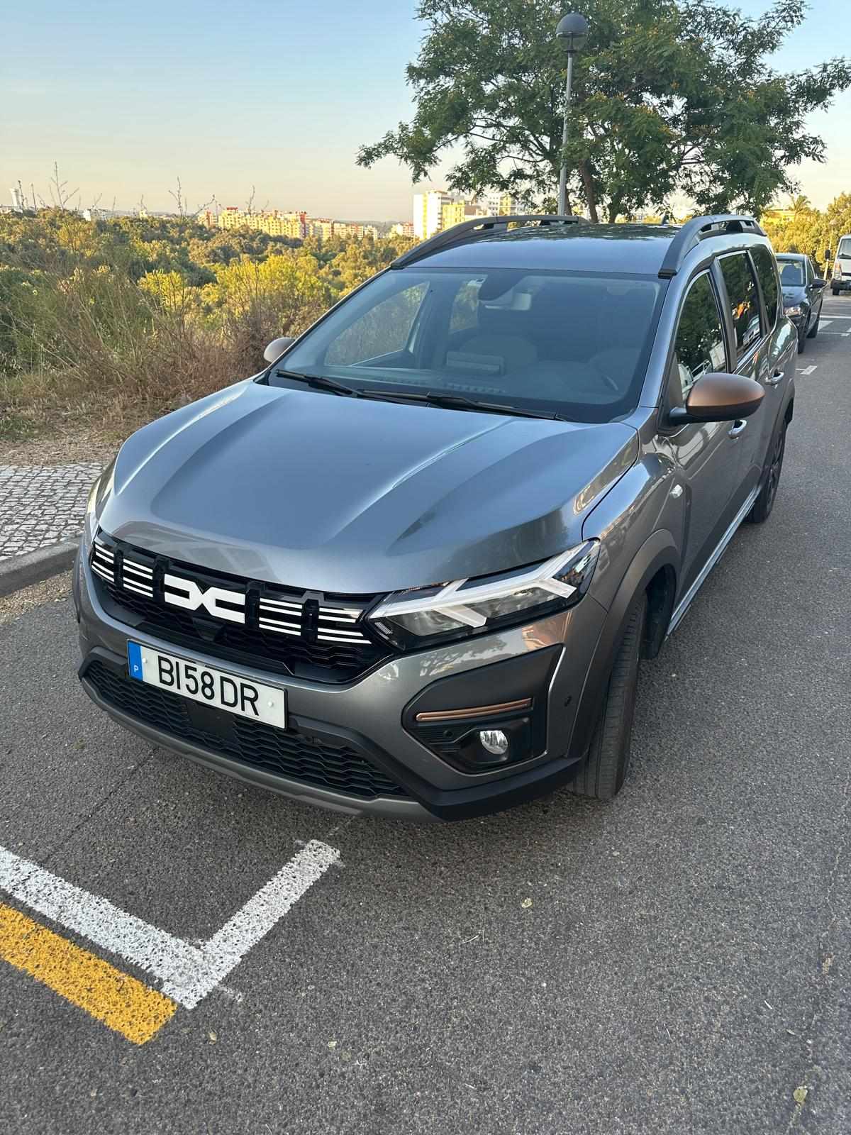dacia-jogger-1-6-hybrid-2024-gasolina-1598cc