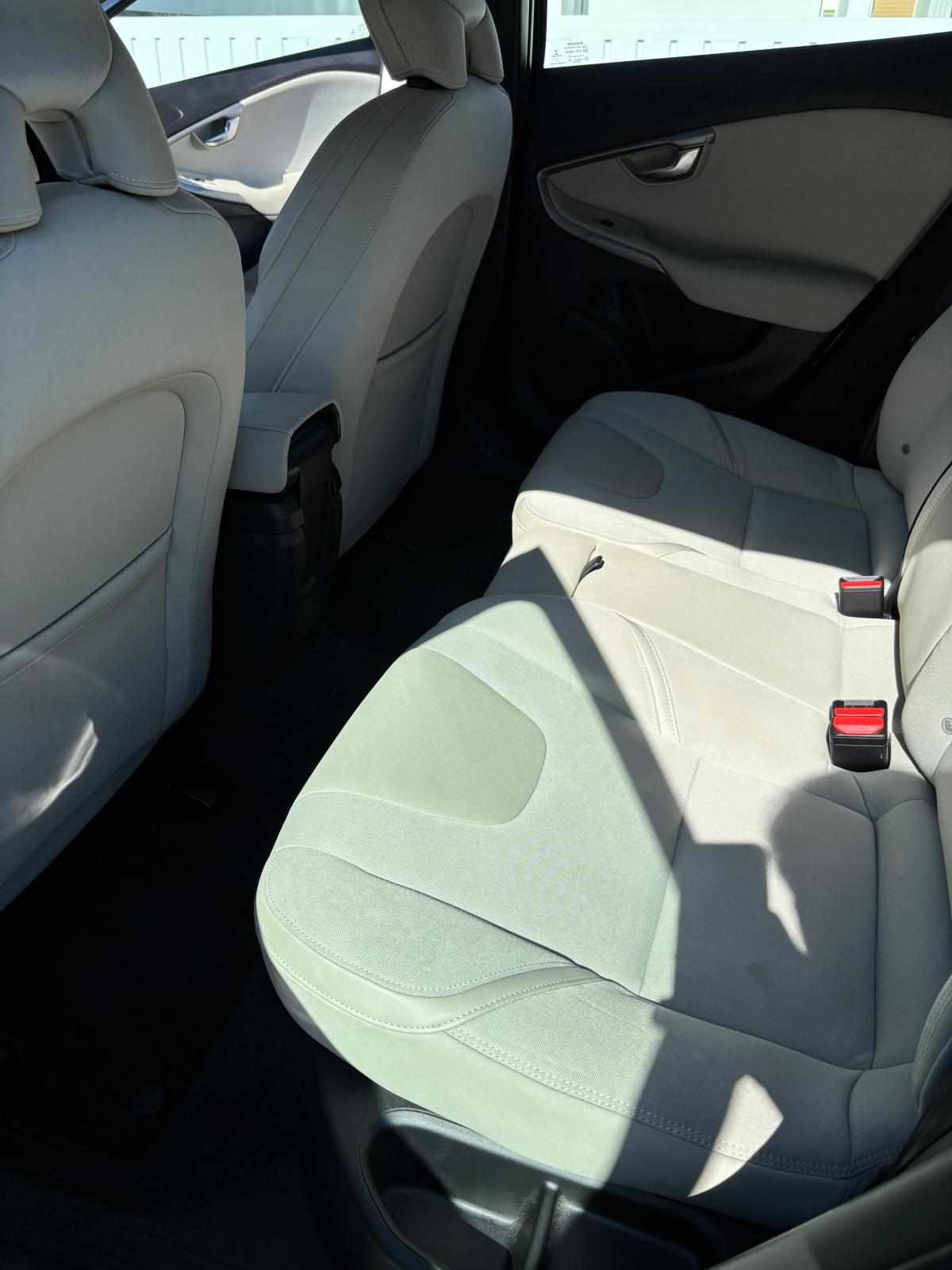 volvo-v40-d2-2013-diesel-1560cc