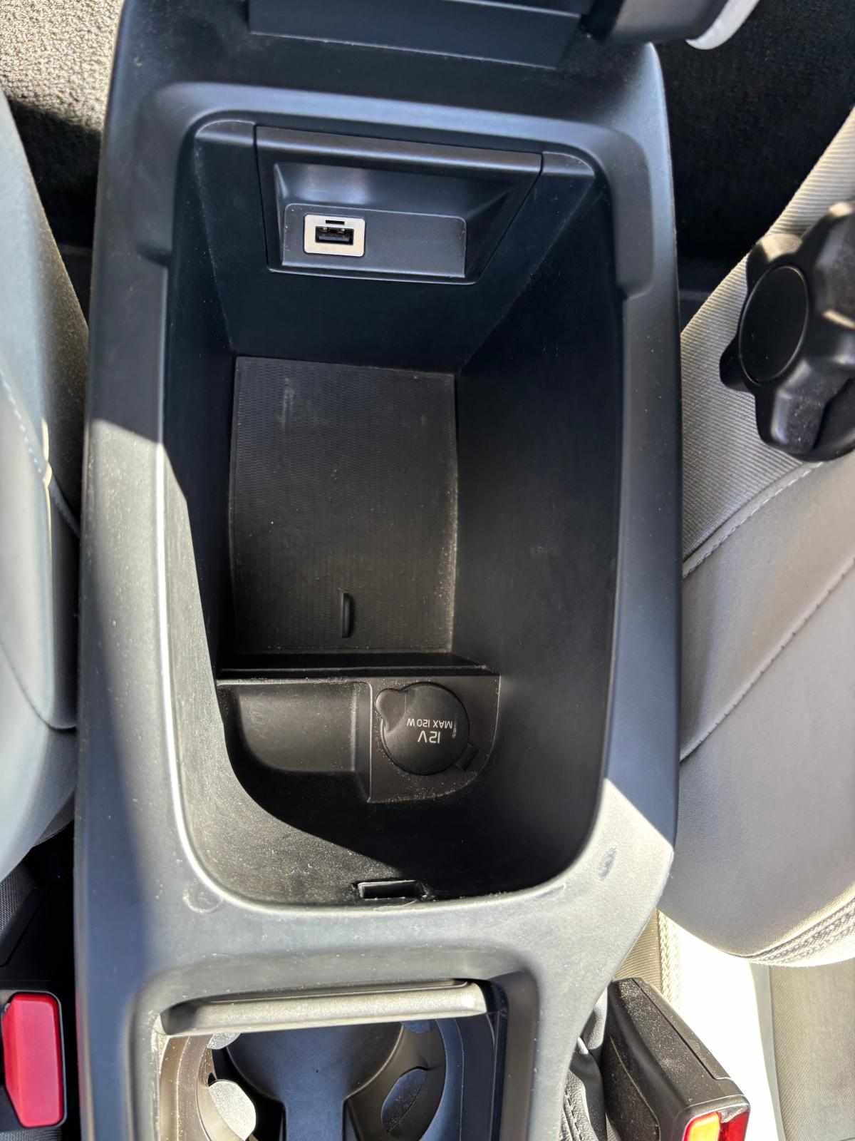 volvo-v40-d2-2013-diesel-1560cc