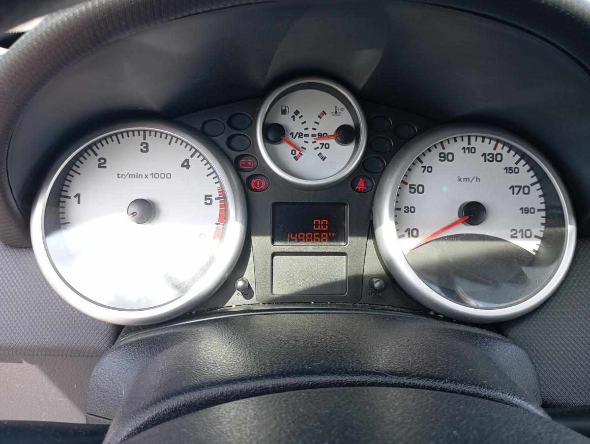peugeot-207-1-4-hdi-2009-diesel-1398cc