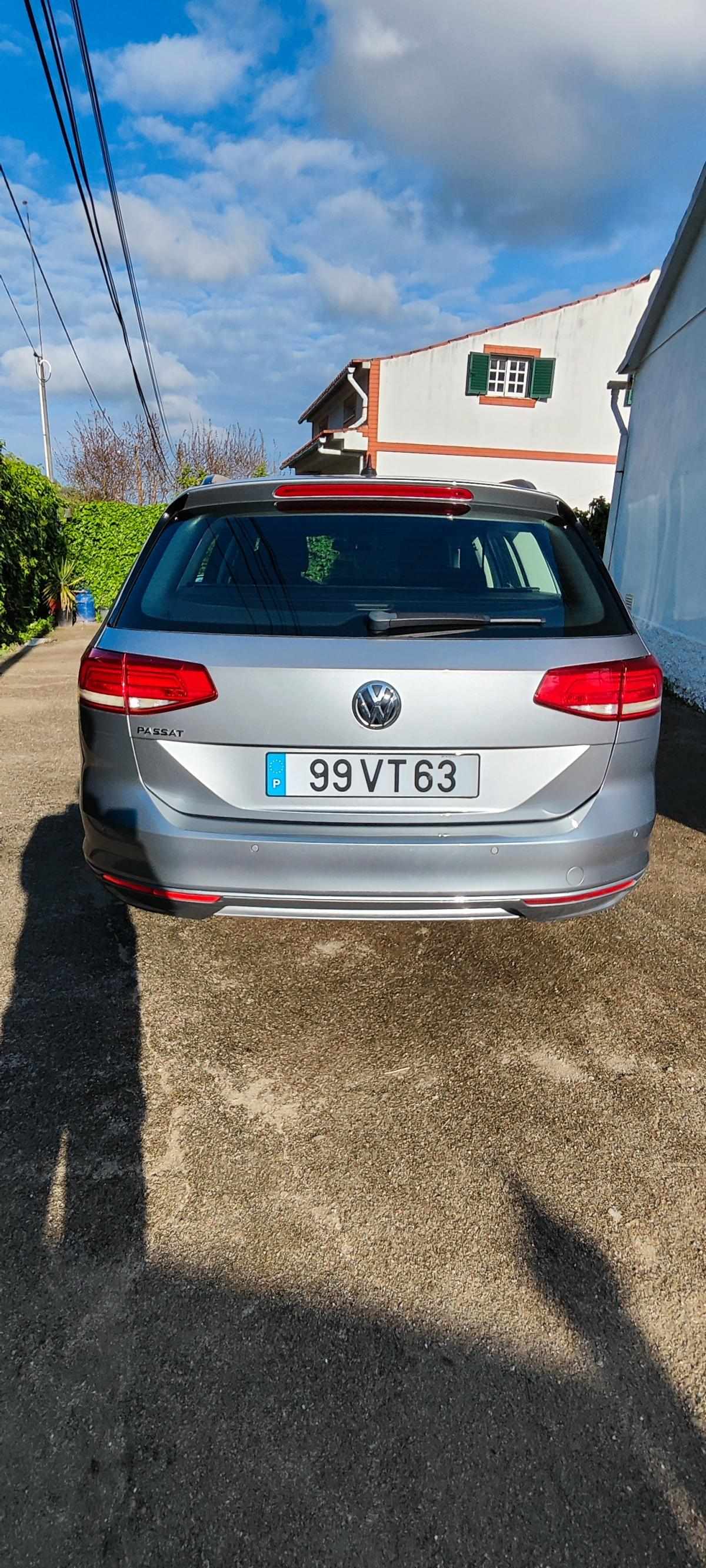 volkswagen-passat-2-0-tdi-bluemotion-2018-diesel-1968cc