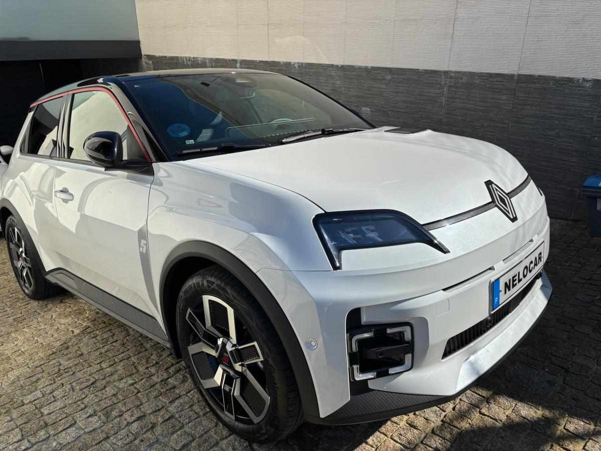 renault-5-e-tech-52-kwh-2025-eletrico