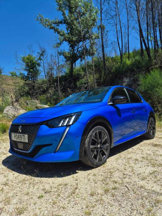 peugeot-208-1-2-puretech-2021-gasolina-1199cc